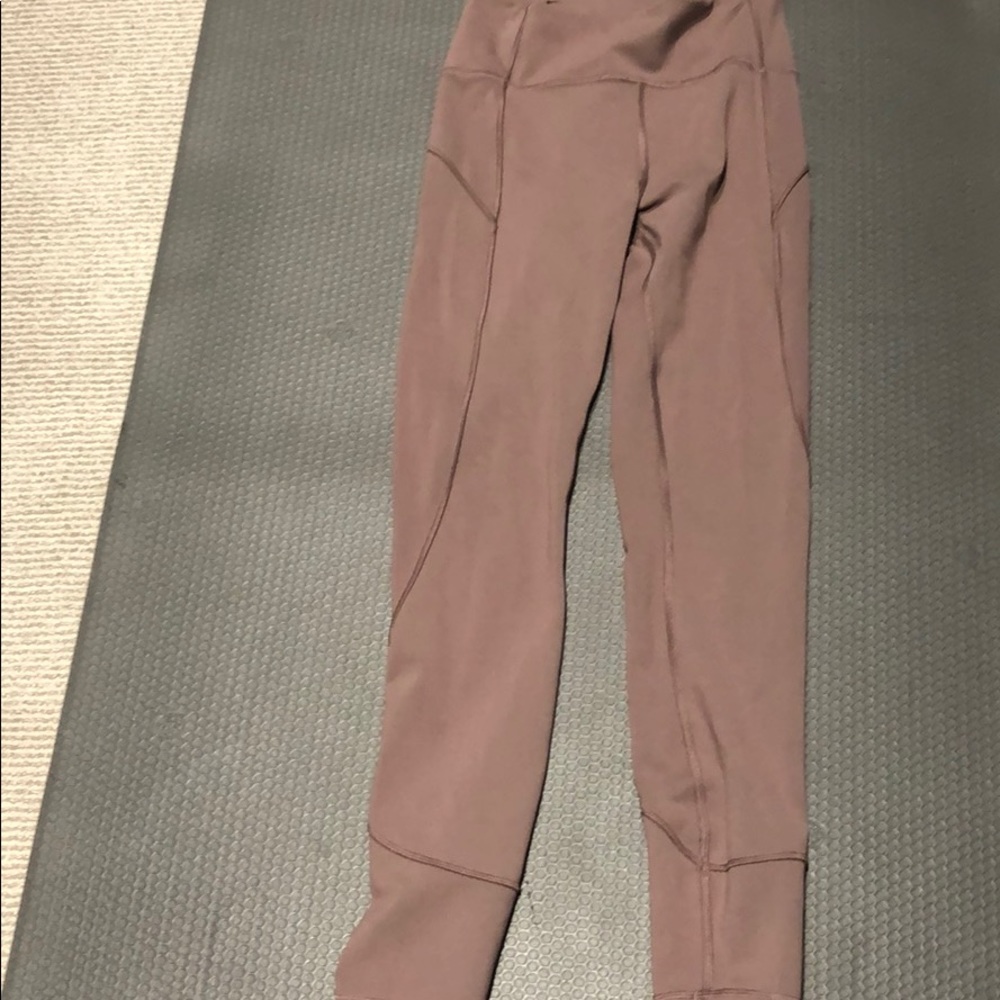 Lululemon size 4 leggings